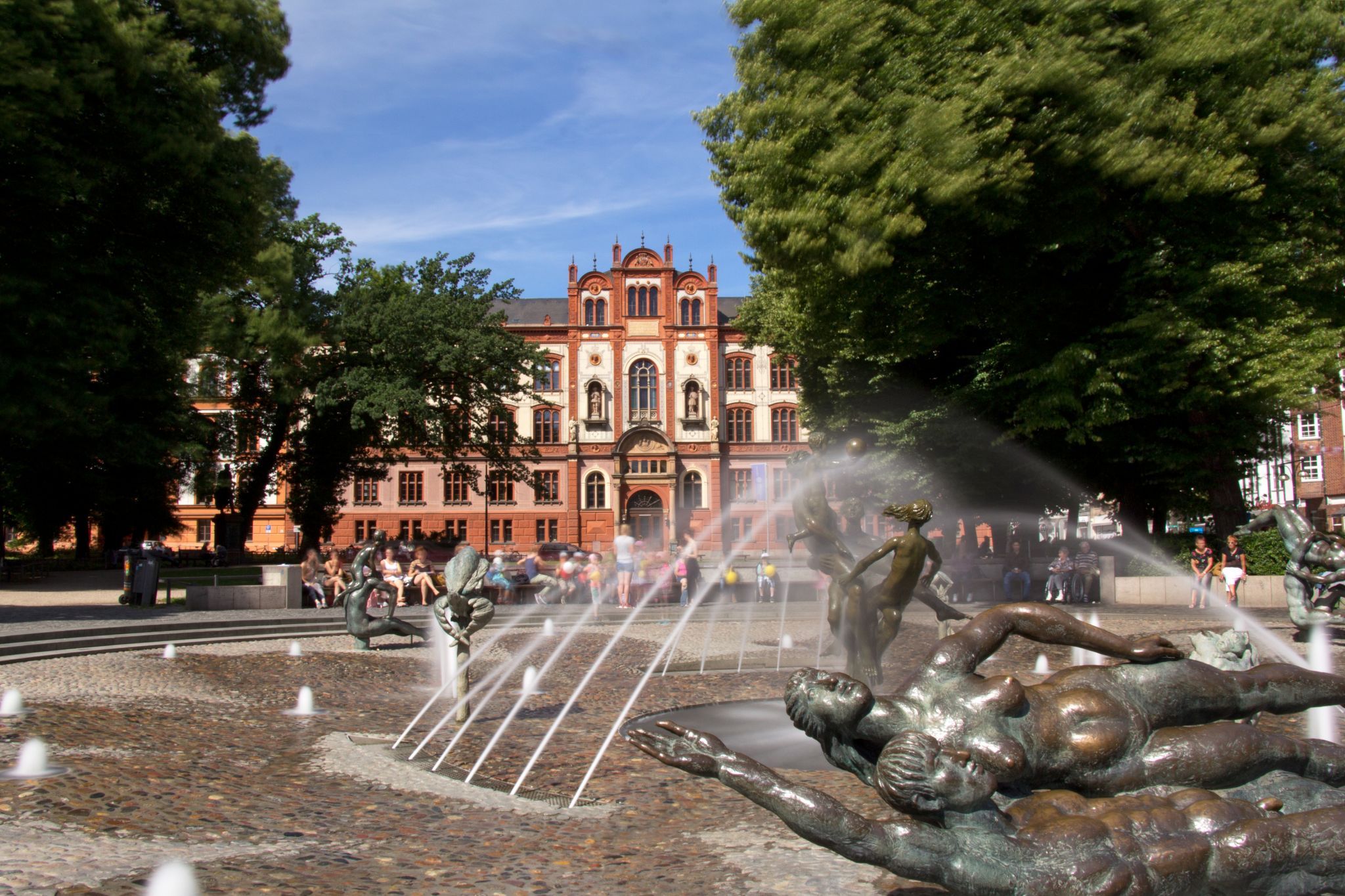 Brunnen der Lebensfreude, Rostock, Germany