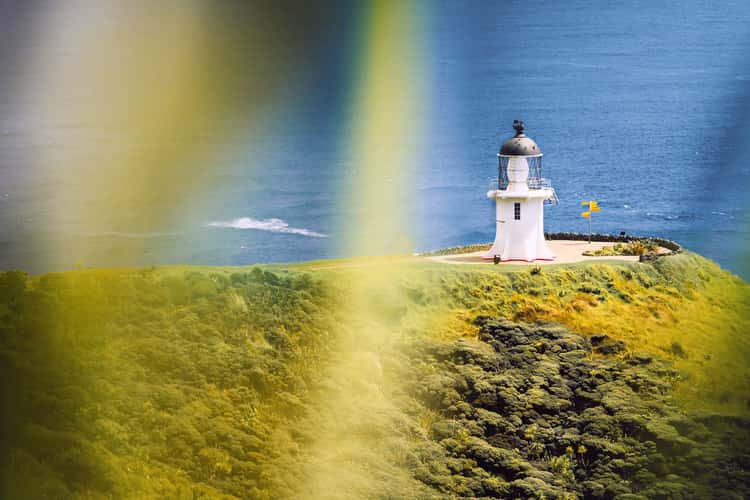Seat and path to Cape Reinga, Nortland