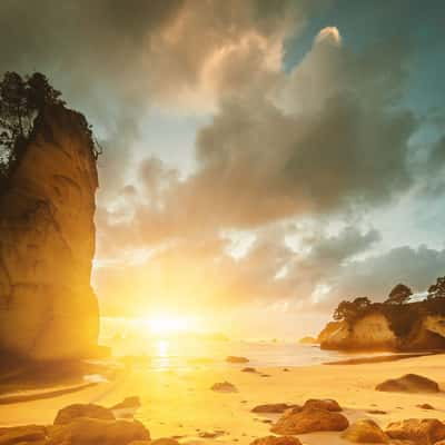 Cathedral Cove, New Zealand