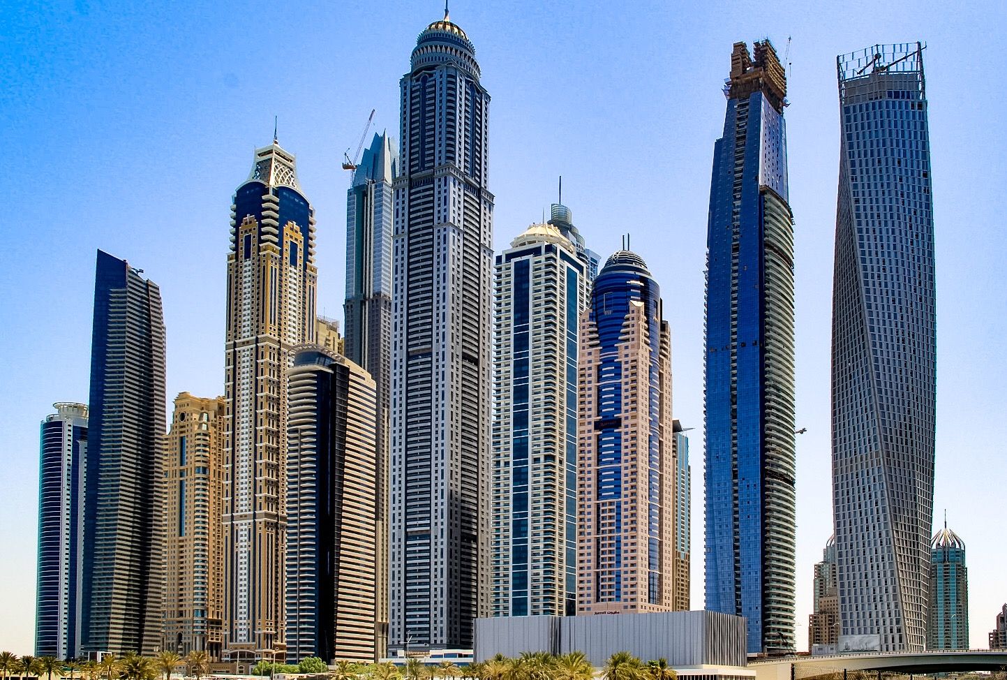 Cayan Tower, Dubai, United Arab Emirates