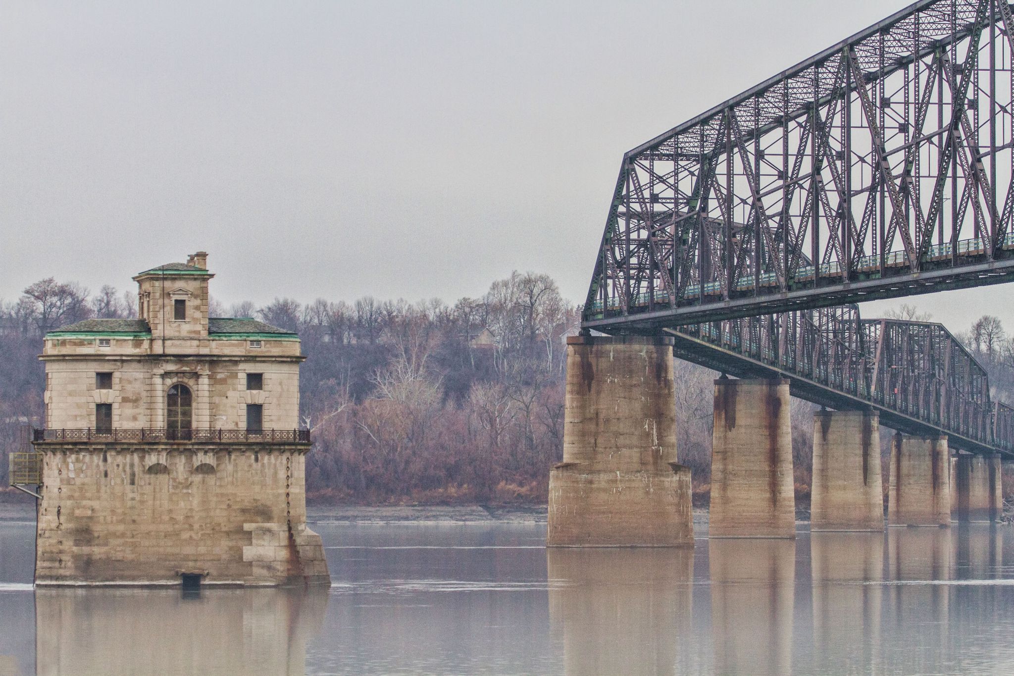 Chain of Rocks Bridge, USA