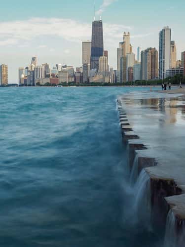 Chicagos Reflection