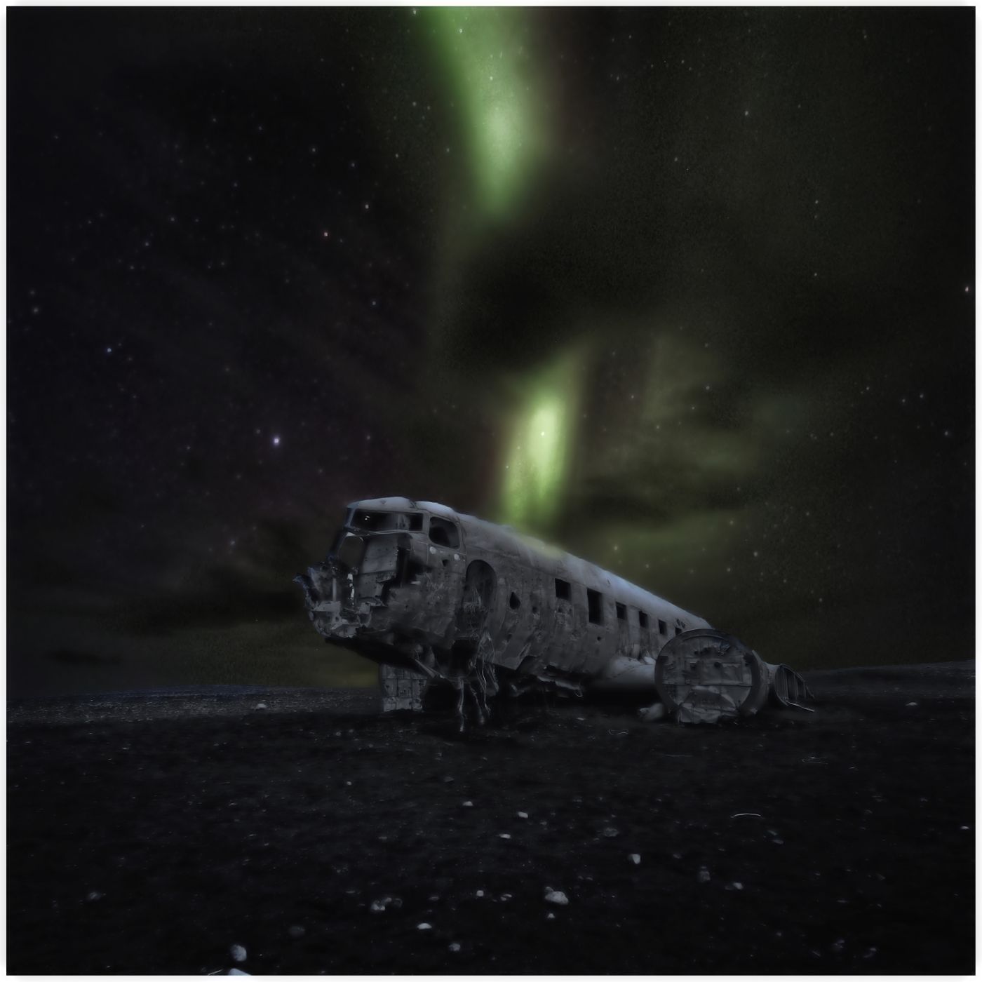 Solheimasandur Plance Wreck from the front, Iceland