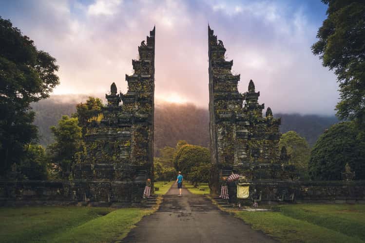 Handara Gate