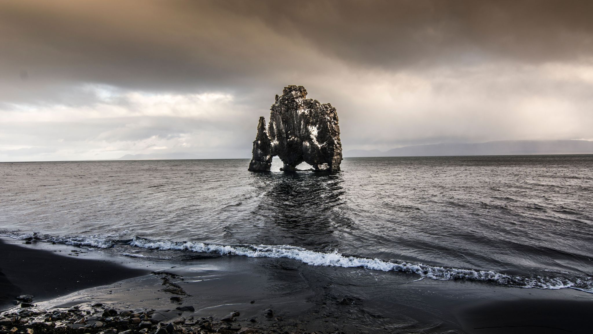 Hvítserkur, Iceland