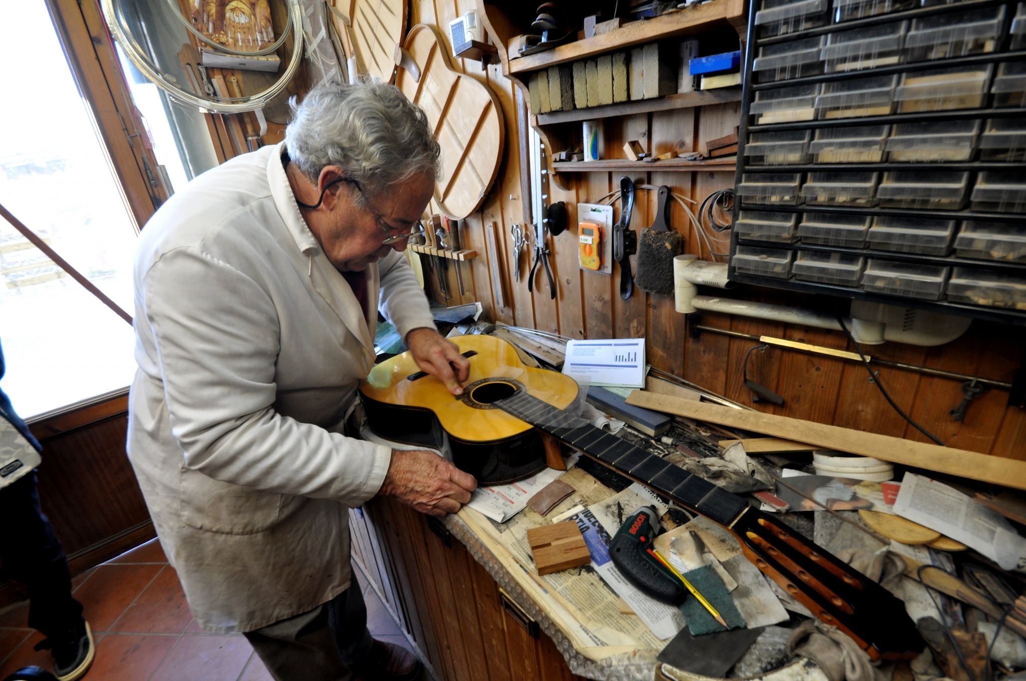 Luthier from Granada, Spain