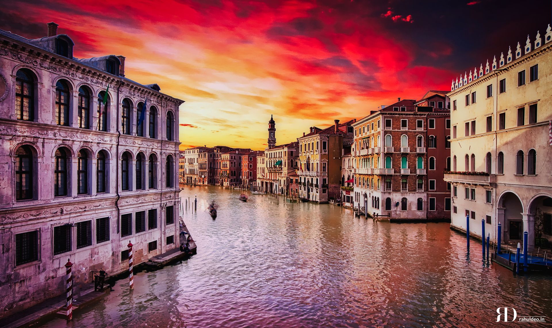 Rialto Bridge View, Italy