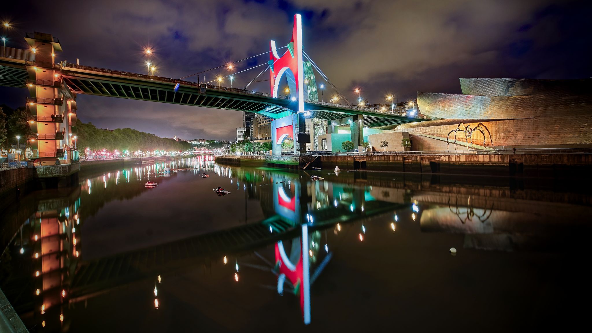 Top Photo Spots at Nervión River