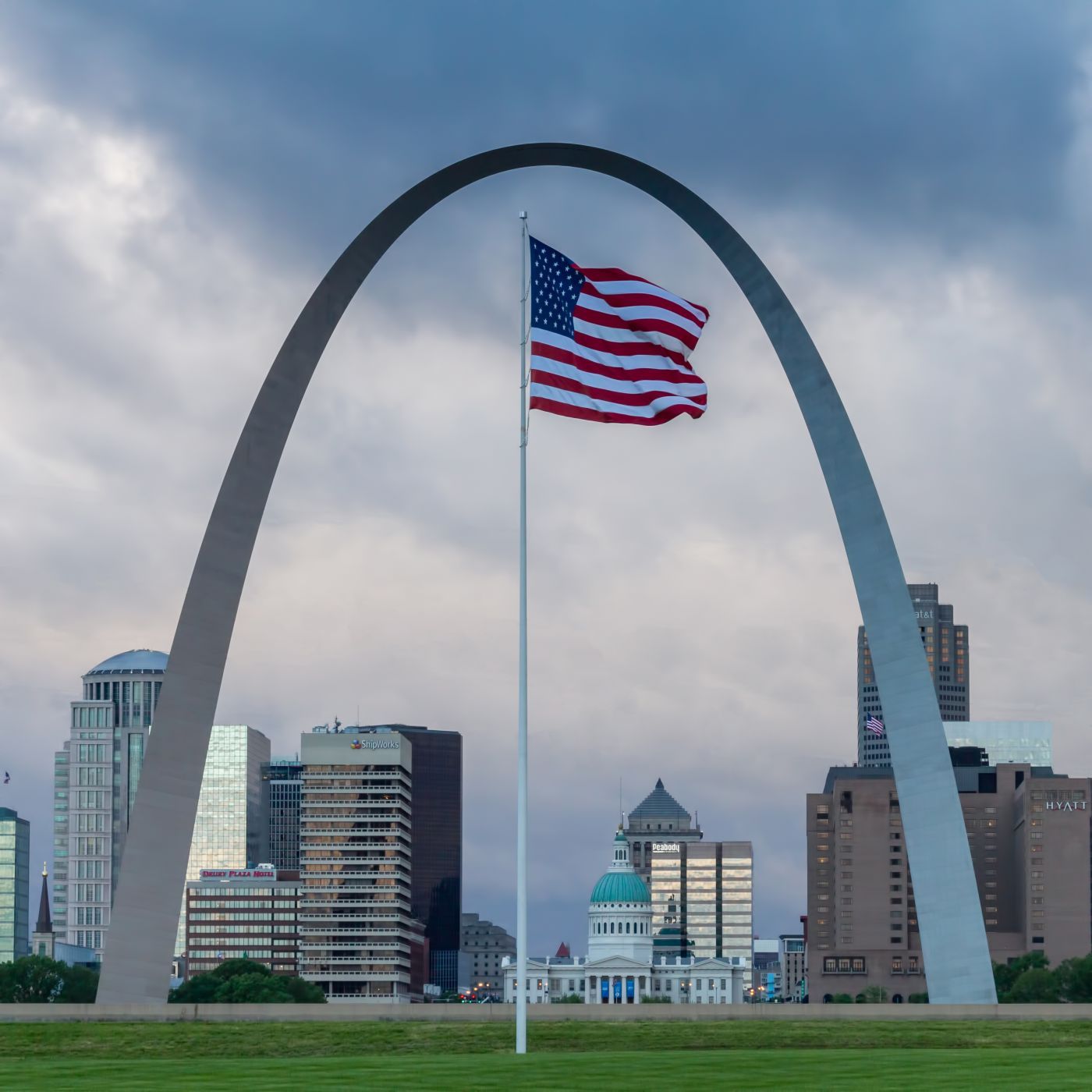 St. Louis Gateway Arch from Malcolm W. Martin State Park, USA