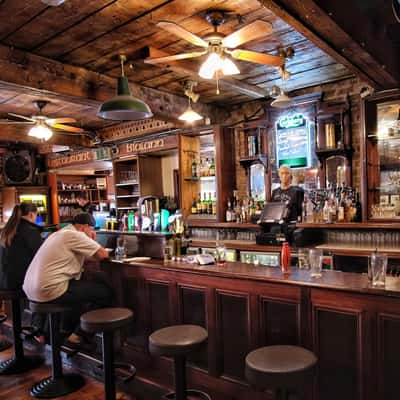 The Temple bar (inside), Dublin, Ireland