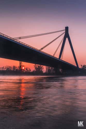 Autobahnbrücke A61