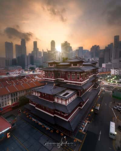 Buddha Tooth Temple
