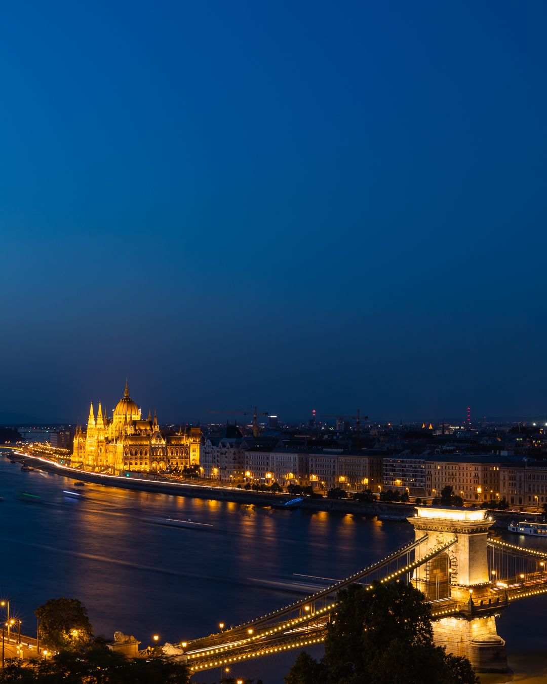 Chain Bridge and Hungarian Parliament, Budapest, Hungary