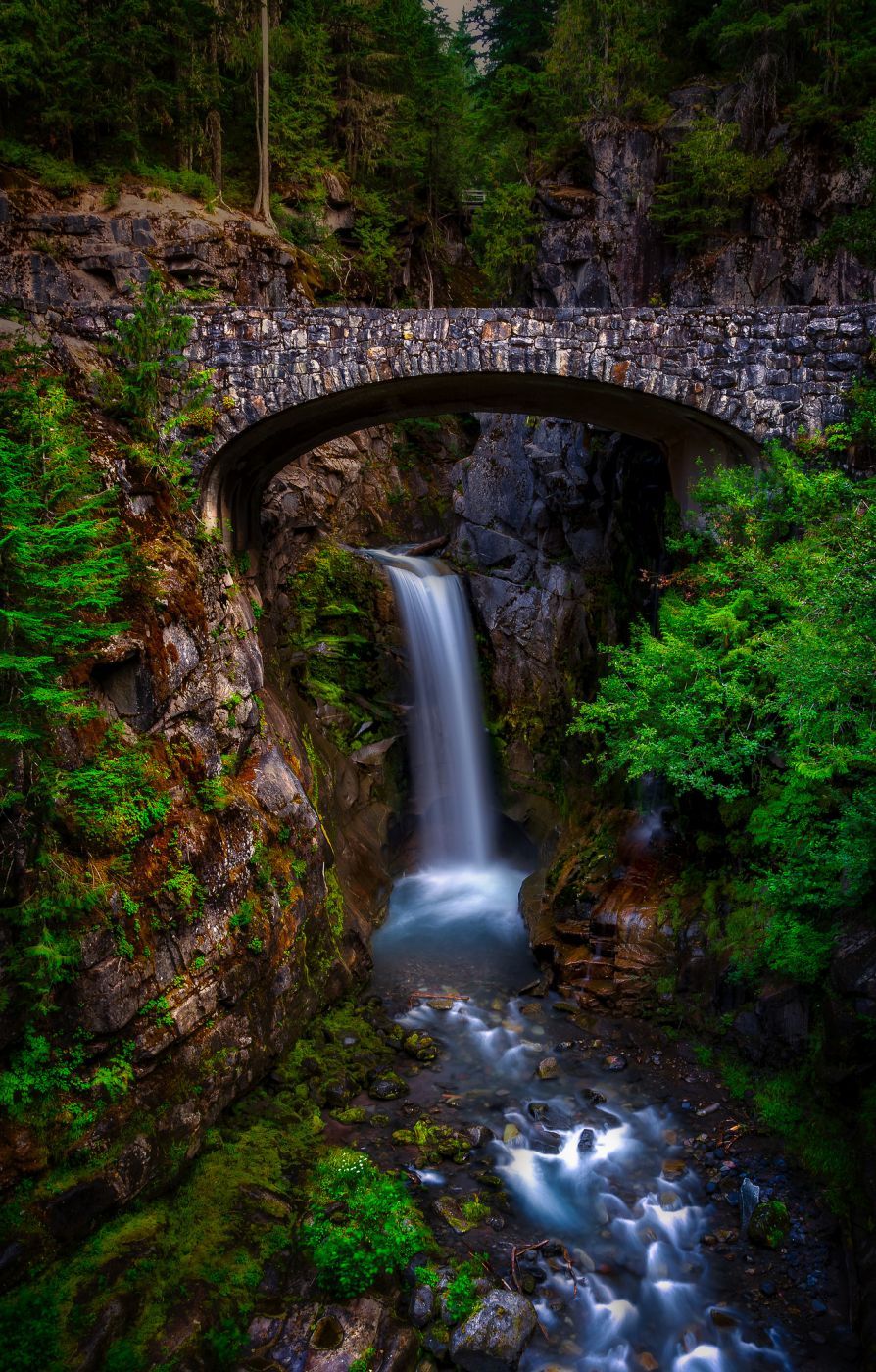 Christine Falls Bridge, USA