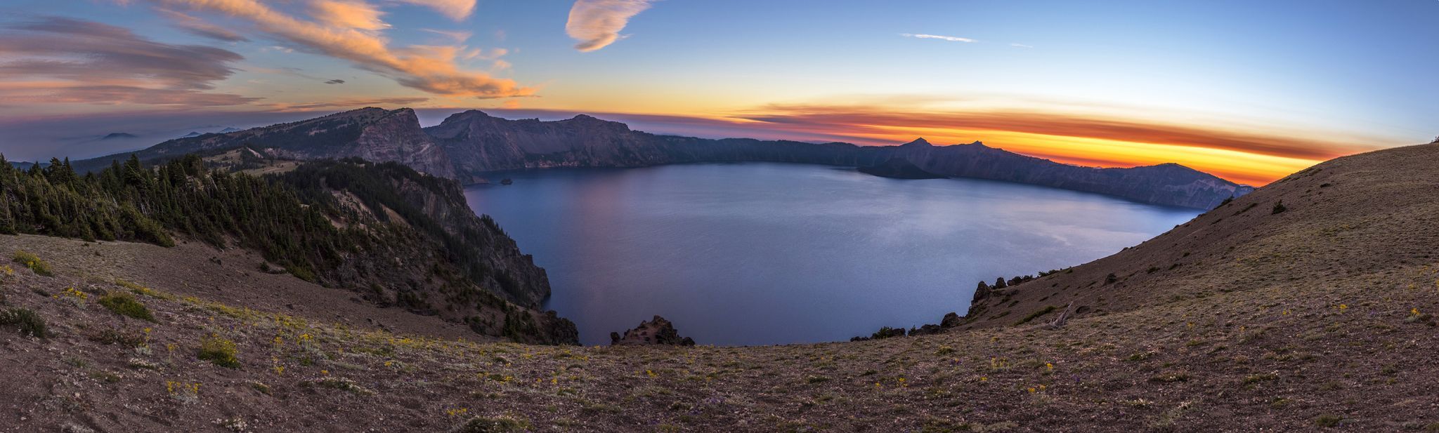 East side view points of Crater Lake, USA