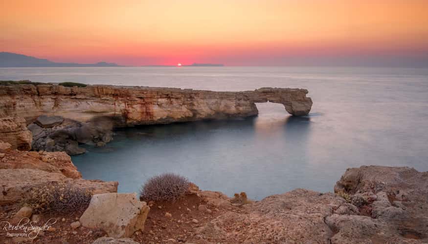 The Kamára of Geropotamos beach