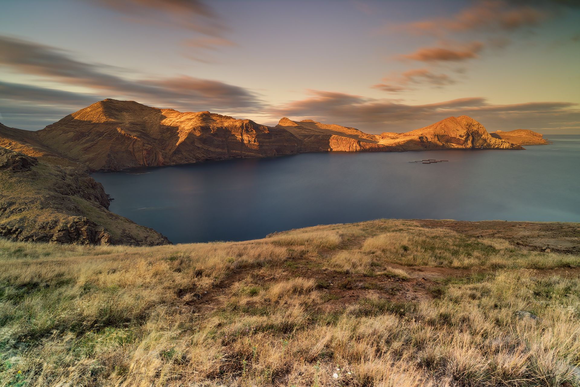 Leading Land, Portugal