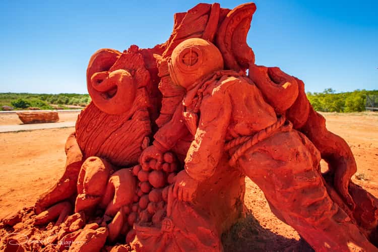 Pearl statue near Streeter's Jetty Broome
