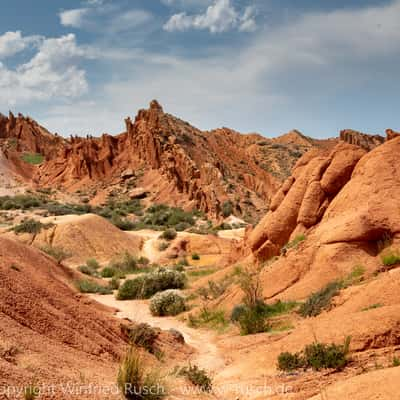 Tal Skaska, Kyrgyz Republic