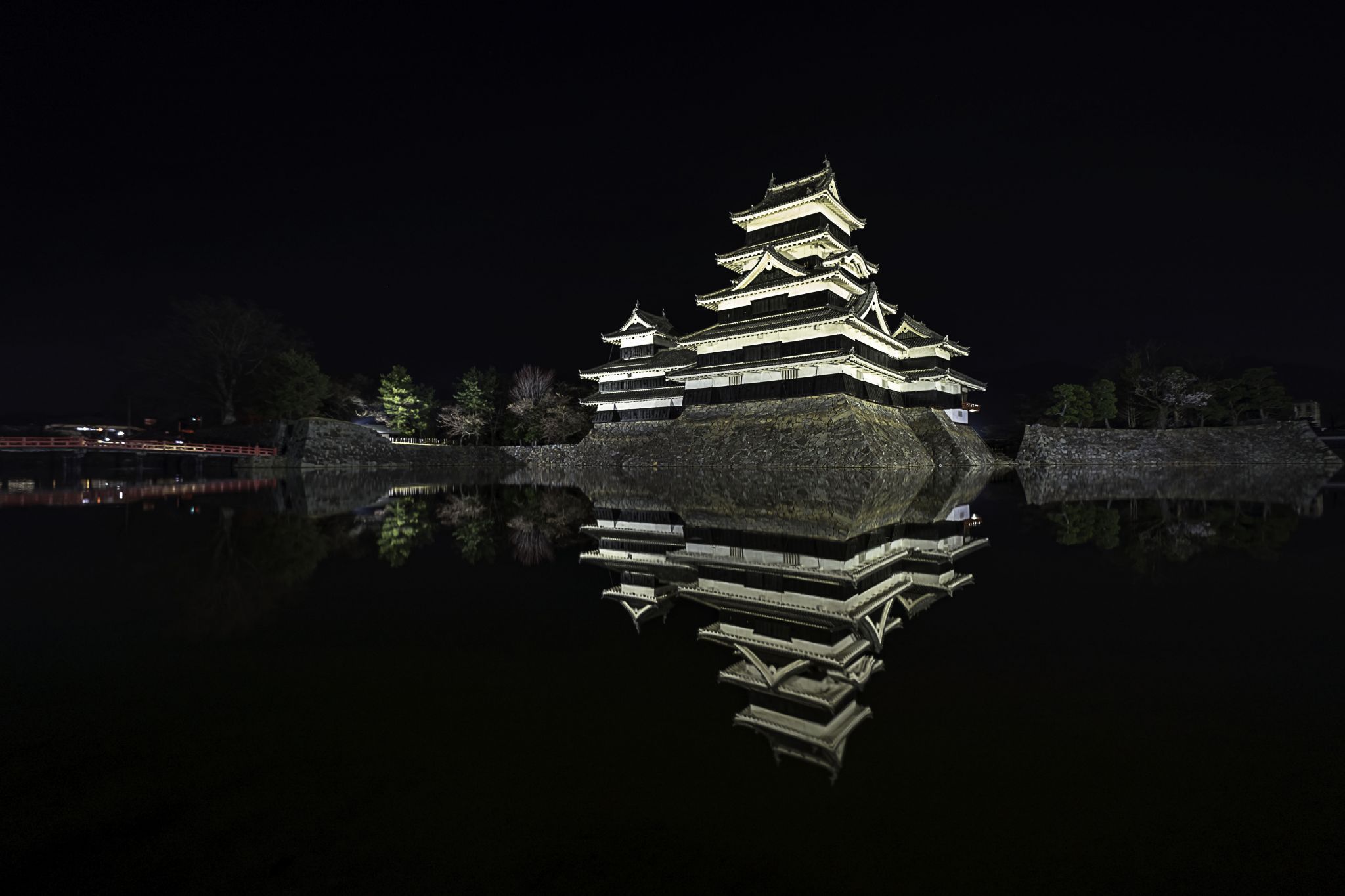 The Crow Castle, Japan