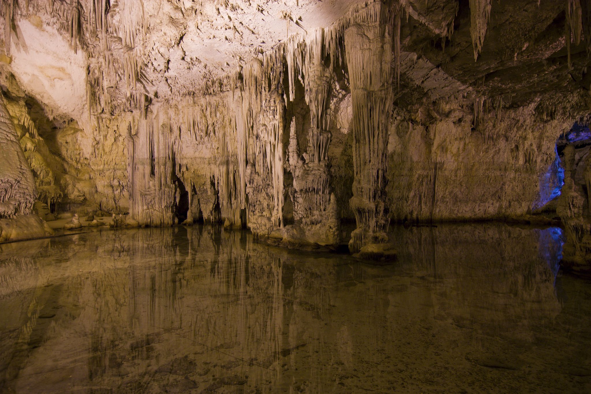 Nettuno cave, Italy