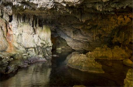 Nettuno cave