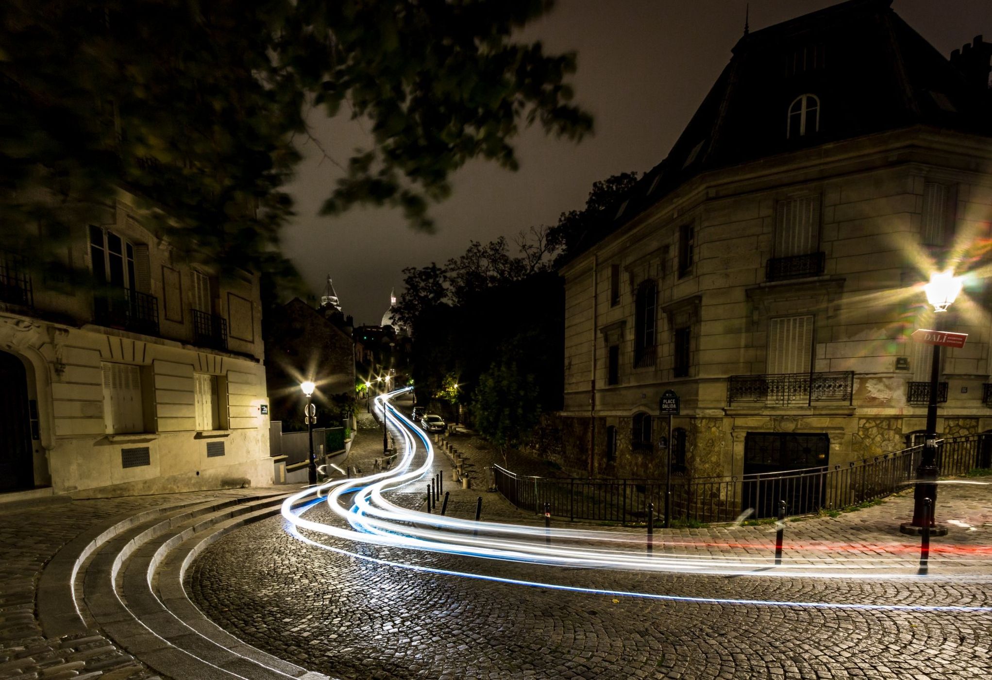 Street view Rue de l'Abreuvoir, Paris, France