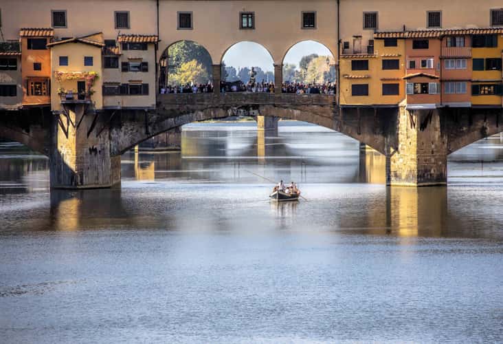Along Arno, Florence
