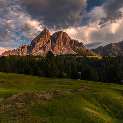 Dolomites Peitlerkofel, Italy