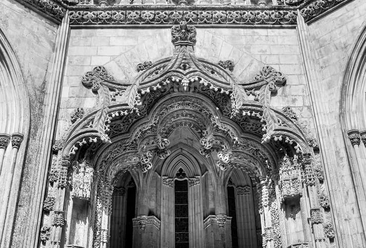 Mosteiro da Batalha, Atrio de las Capelas Imperfeitas