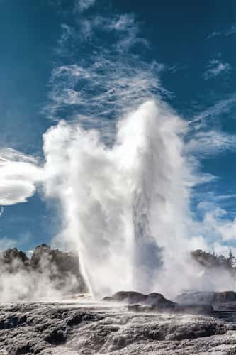 Pōhutu and Te Tohu Geysir, Rotoroua