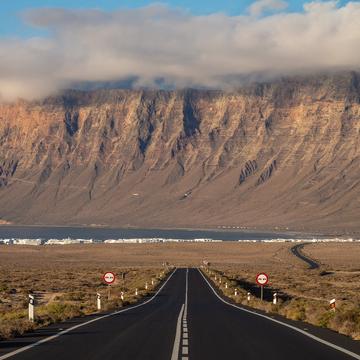 Road from Soo to Famara, Lanzarote, Spain