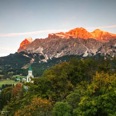 The church and mountain Cortina d'Ampezzo, Italy