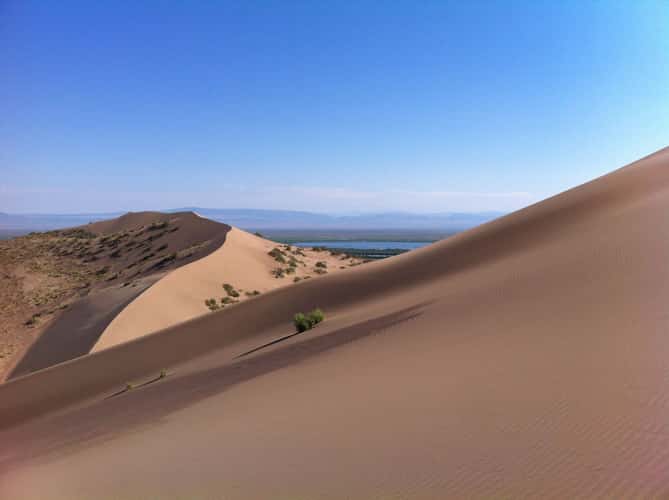 The Singing Dune, Altyn Emel NP