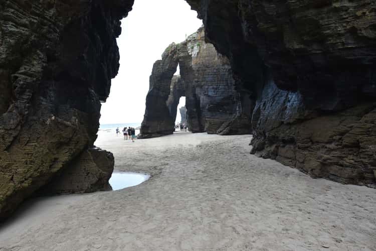 Cathedral's Beach/ Praia das Catedrais