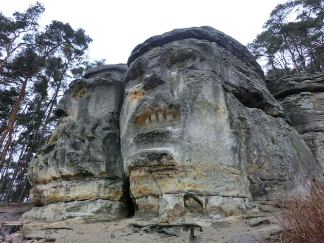 Certovy hlavy - Devil's heads (Želízy)