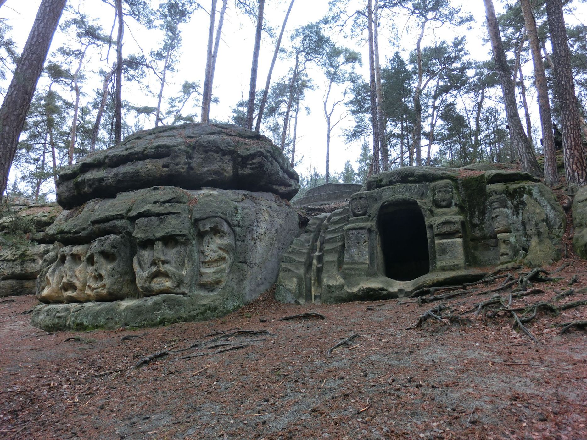 Harfenice Cave, Czech Republic