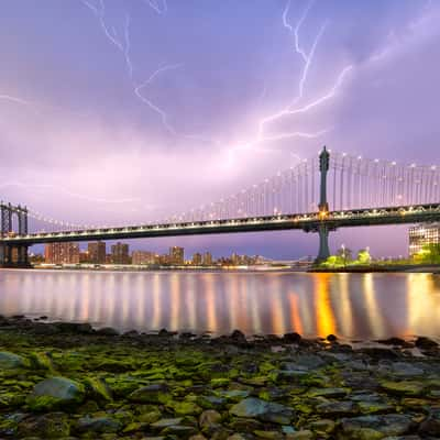 Manhattan Bridge, New York City, USA