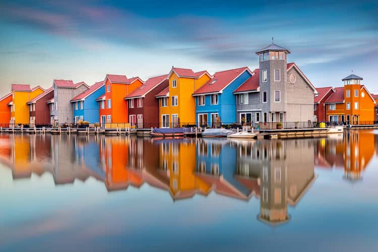 Colourful houses at Reitdiephaven