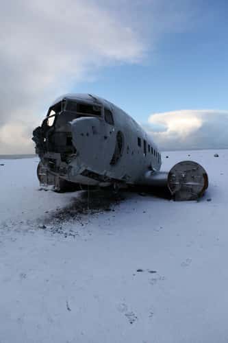 Solheimasandur Plance Wreck from the front