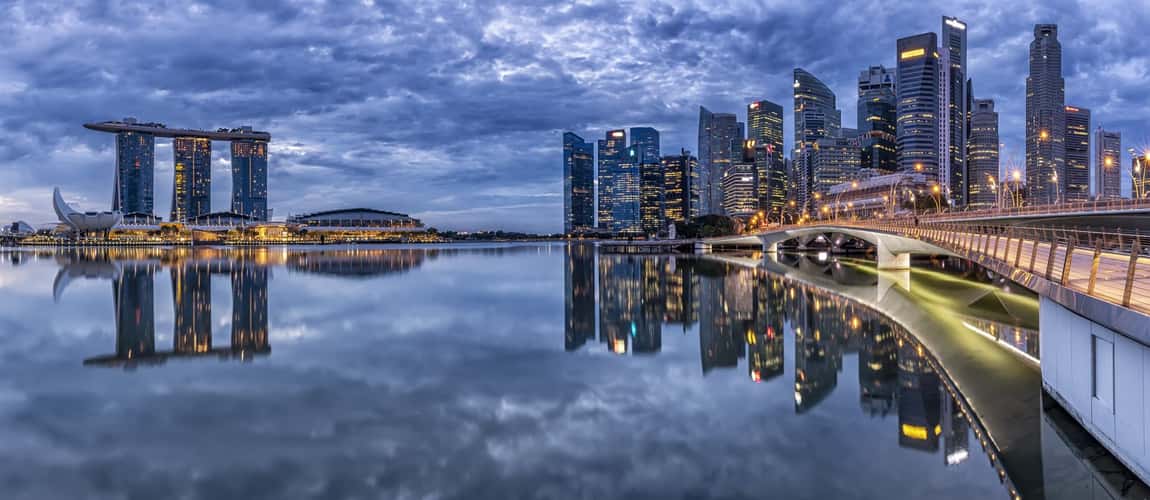 View of Financial District with Jubilee Bridge