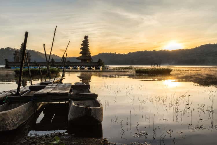 Pura Ulun Danu Tamblingan