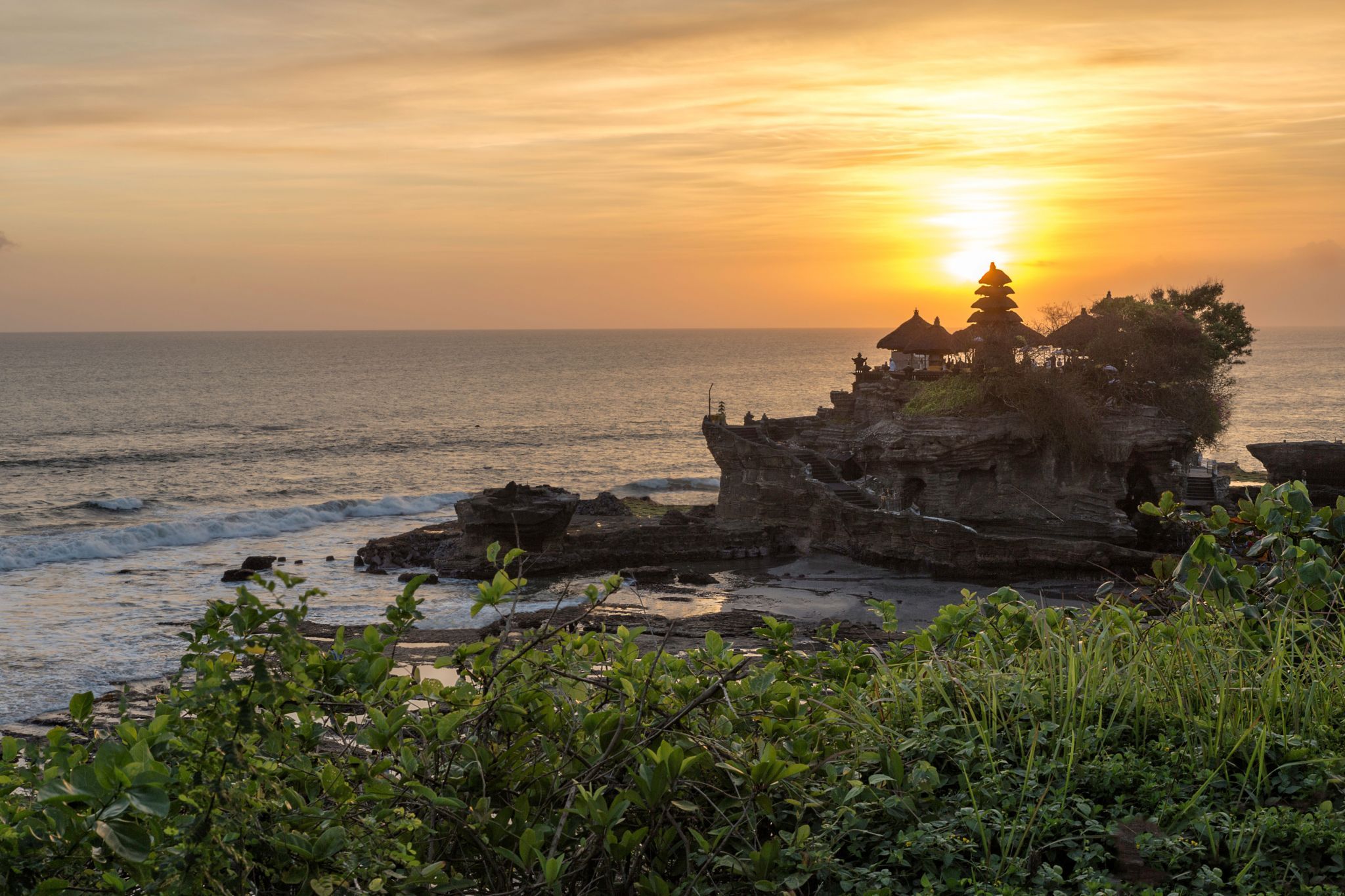 Tanah lot Sunset point, Indonesia