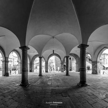 Under the Palazzo, Italy