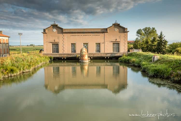 Water Pumping station near Caposile