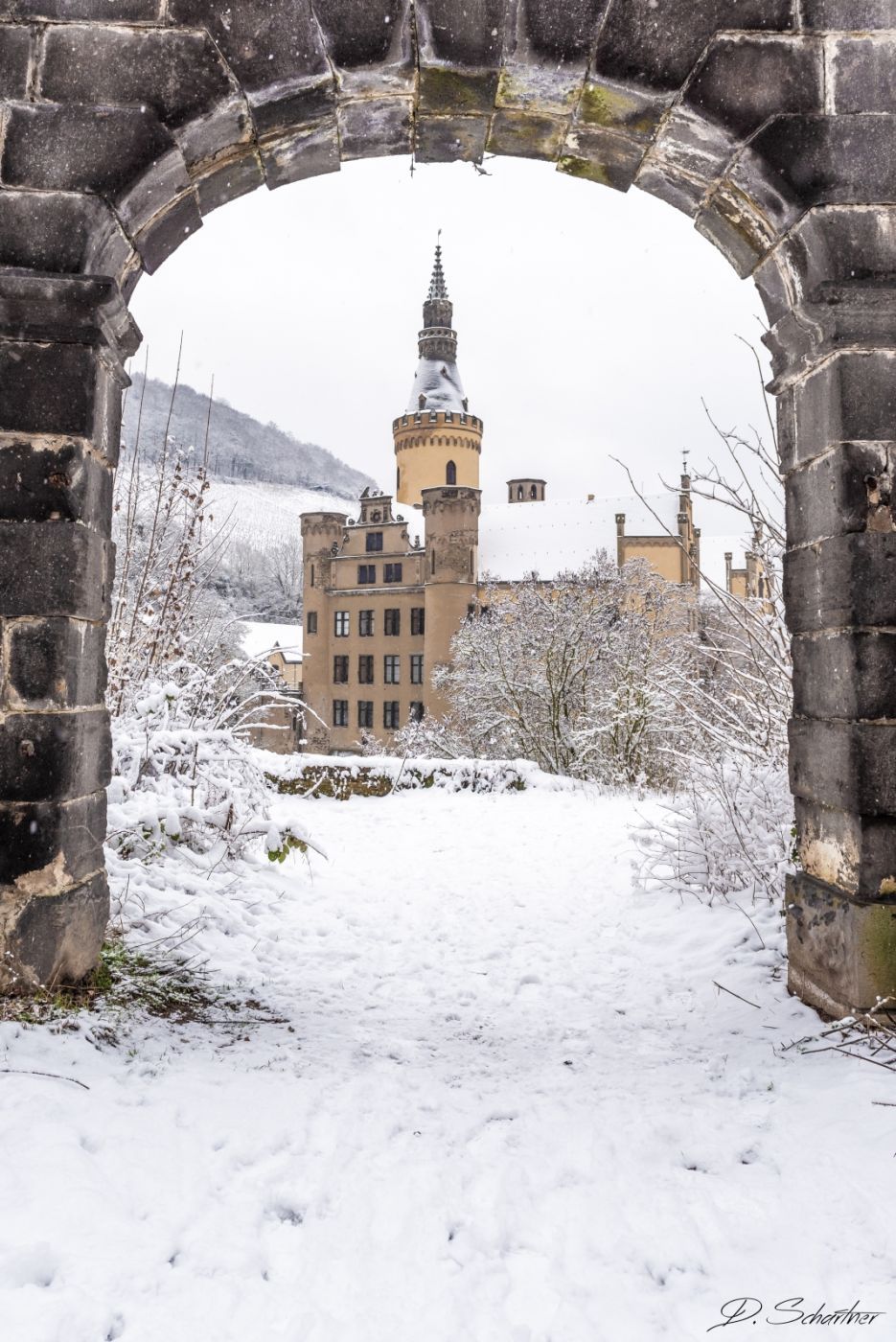 Arround castle arenfels, Germany