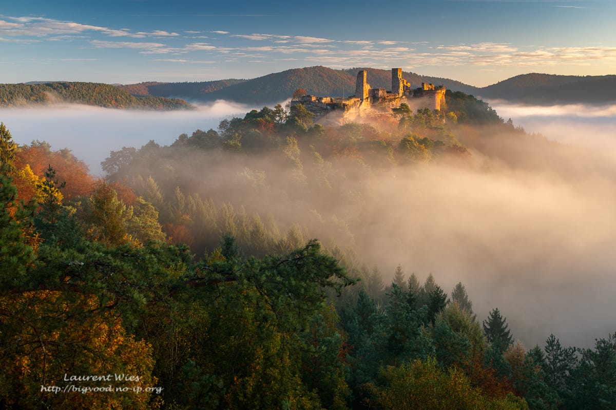 Haferfels, view of Castle Altdahn, Germany