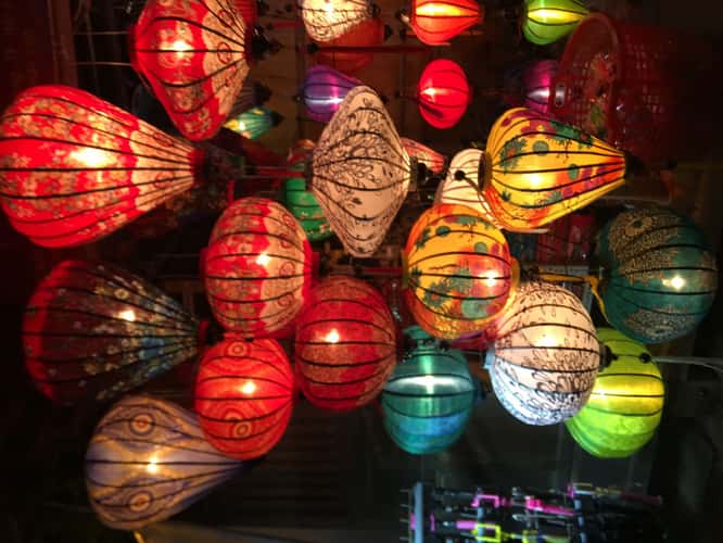 Night market hoian