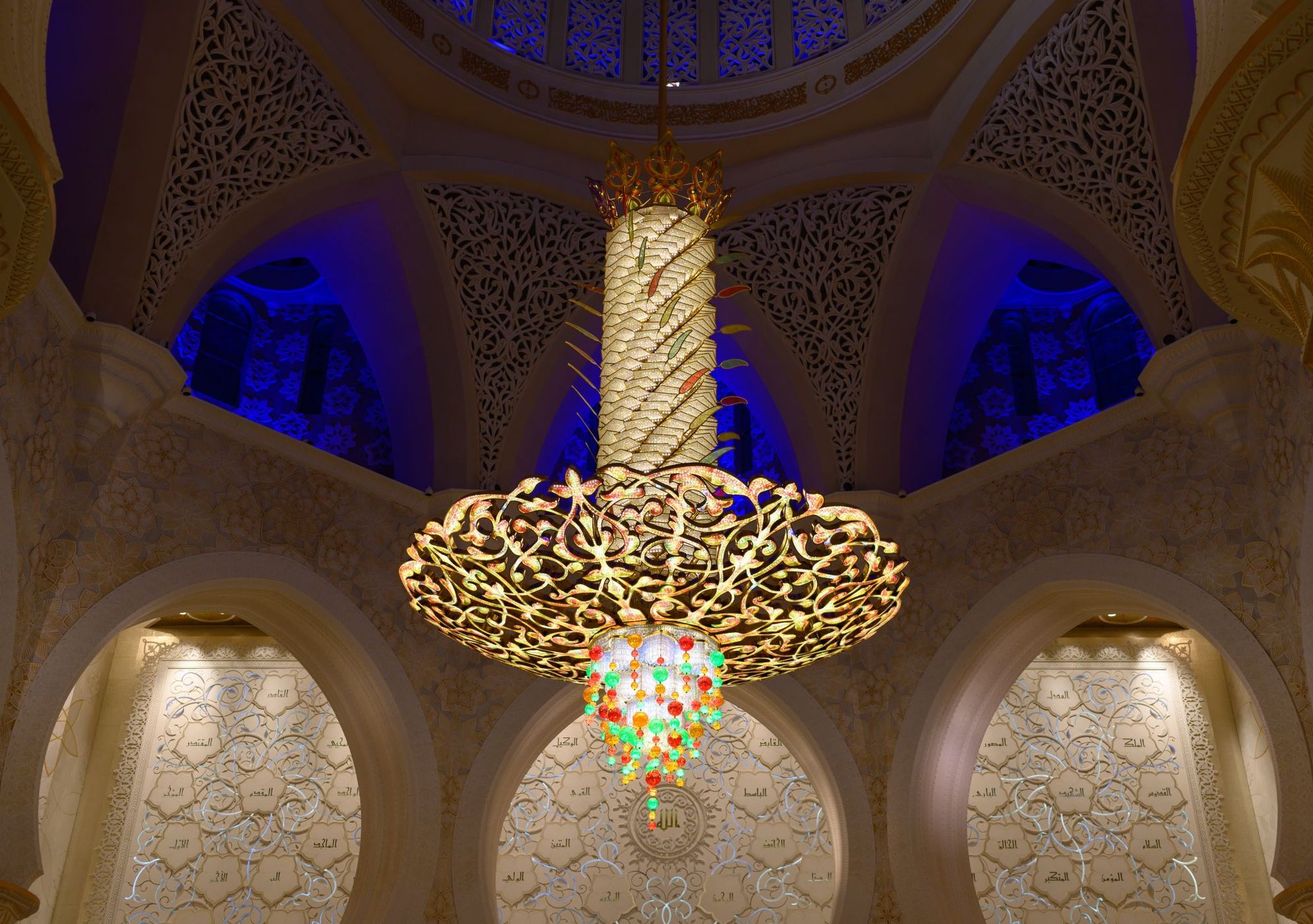 Sheikh Zayed Grand Mosque from inside, Abu Dhabi, United Arab Emirates