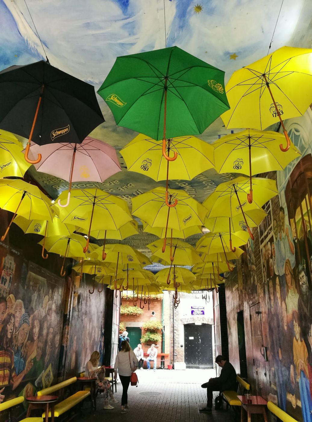 Yellow Umbrella Passage, United Kingdom